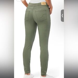 Signature by Levi Strauss Pull on Skinny Pants